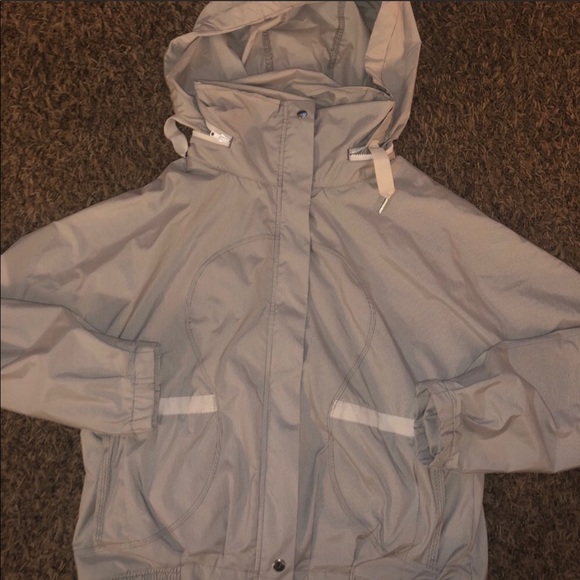 Lululemon Jacket - Picture 10 of 11